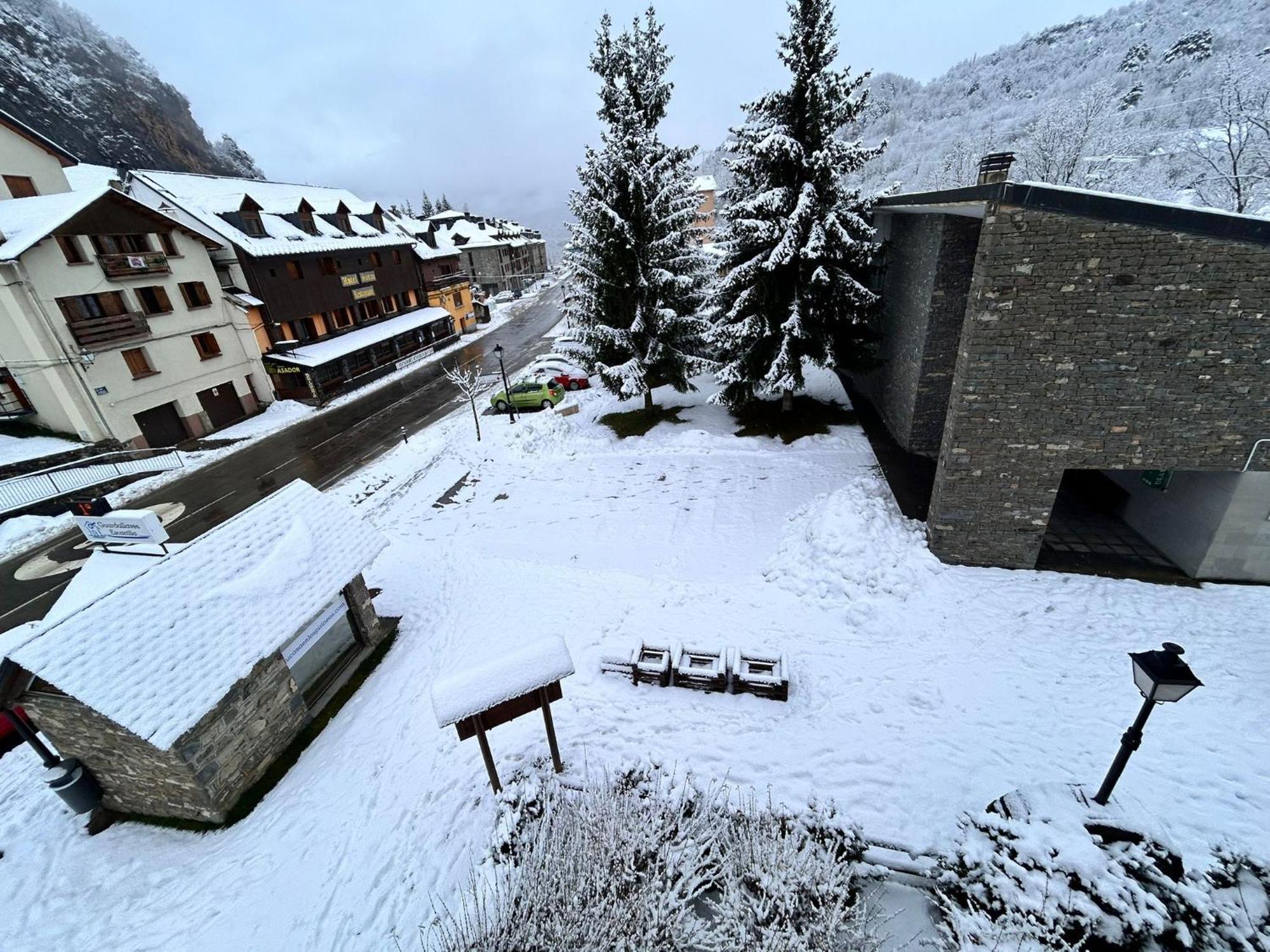 Apartamento A10 De Formigal, 9 Personas Y Garaje Escarrilla Exterior foto